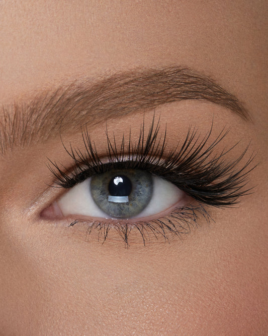 Lilly Lashes | Luxury Synthetic | VIP | Eye Crop