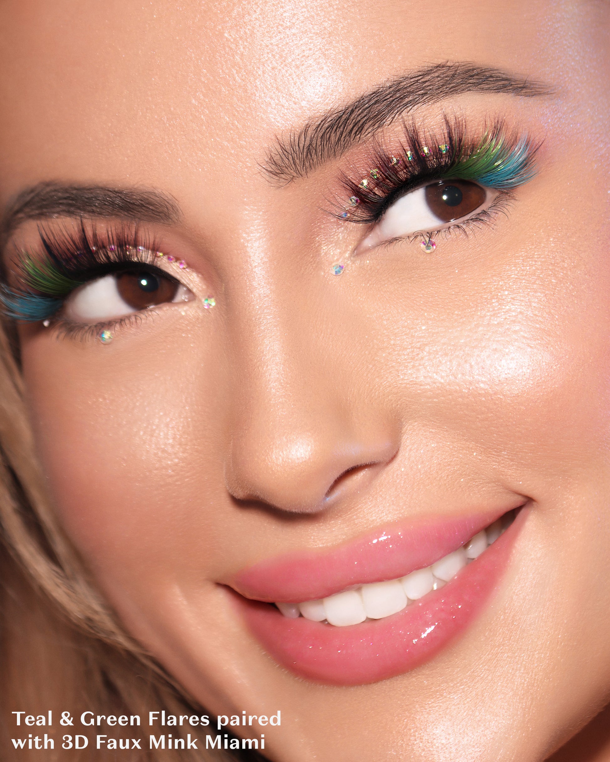 Lilly Lashes | Multicolored Individual Flares | Model Photo