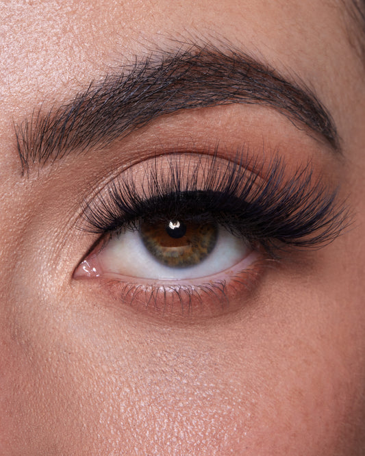 Lilly Lashes | LS Drama | Swanky | Eye Crop